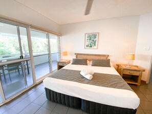 3 Bed/2 Bath | 1 bedroom, iron/ironing board, rollaway beds, free WiFi - Beach Terraces- Port Douglas (Port Douglas)