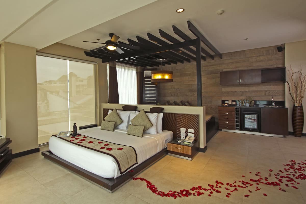 1 habitación, ropa de cama de alta calidad y minibar