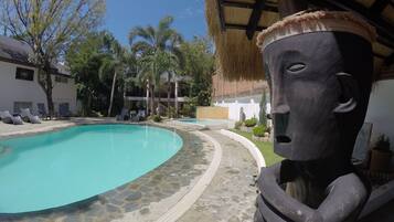 Outdoor pool, pool loungers