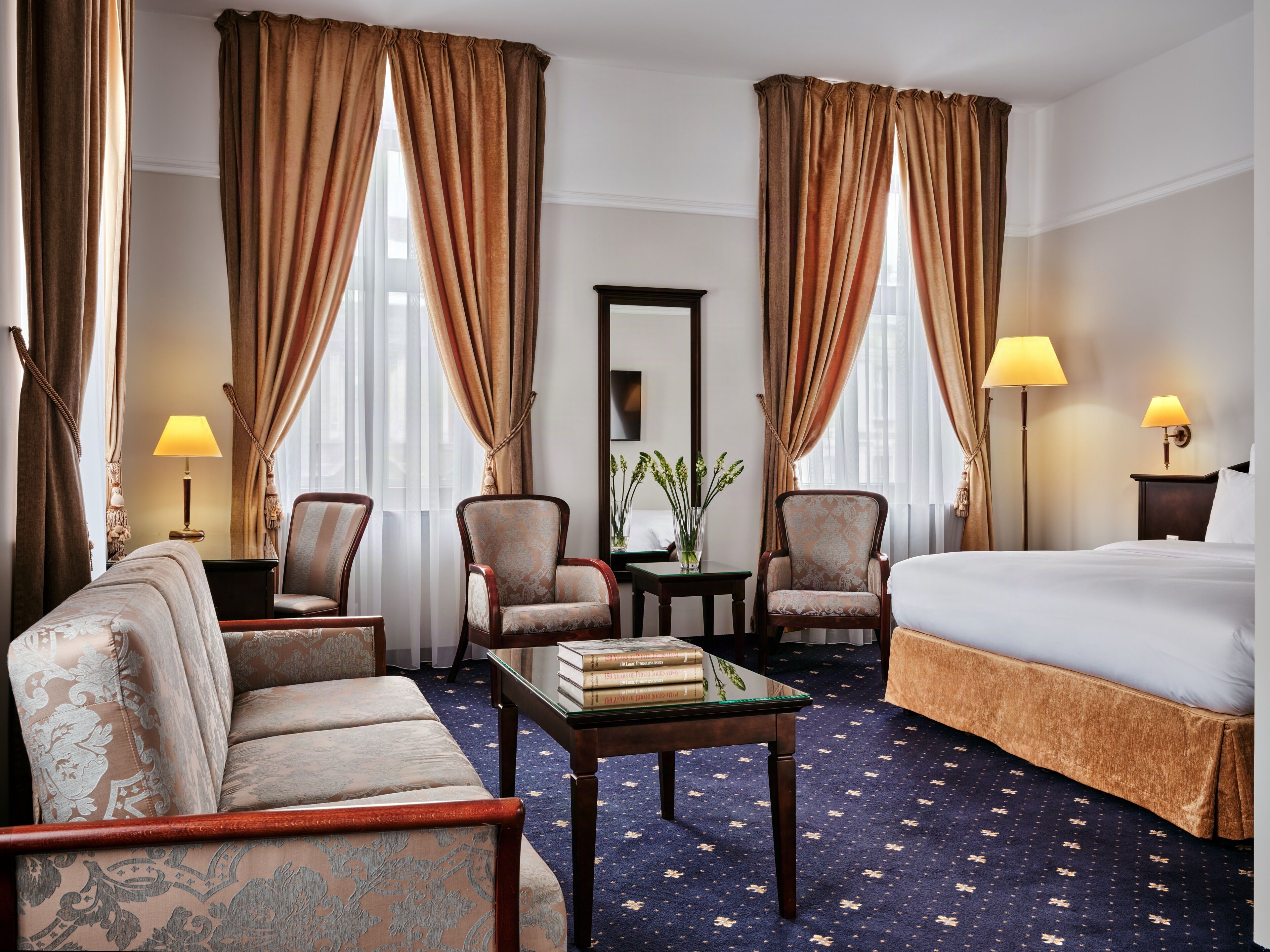 Minibar, in-room safe, soundproofing, free WiFi