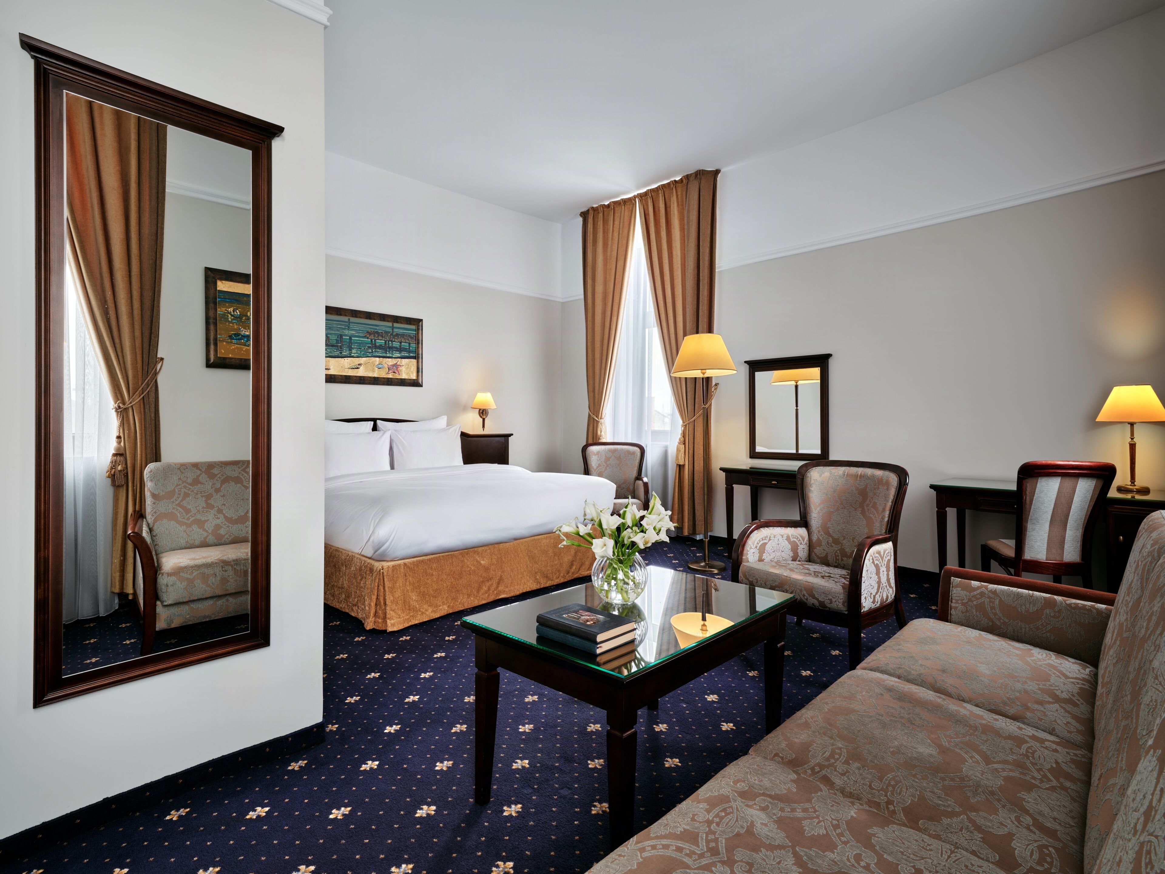 Premium Double Room | Minibar, in-room safe, soundproofing, free WiFi
