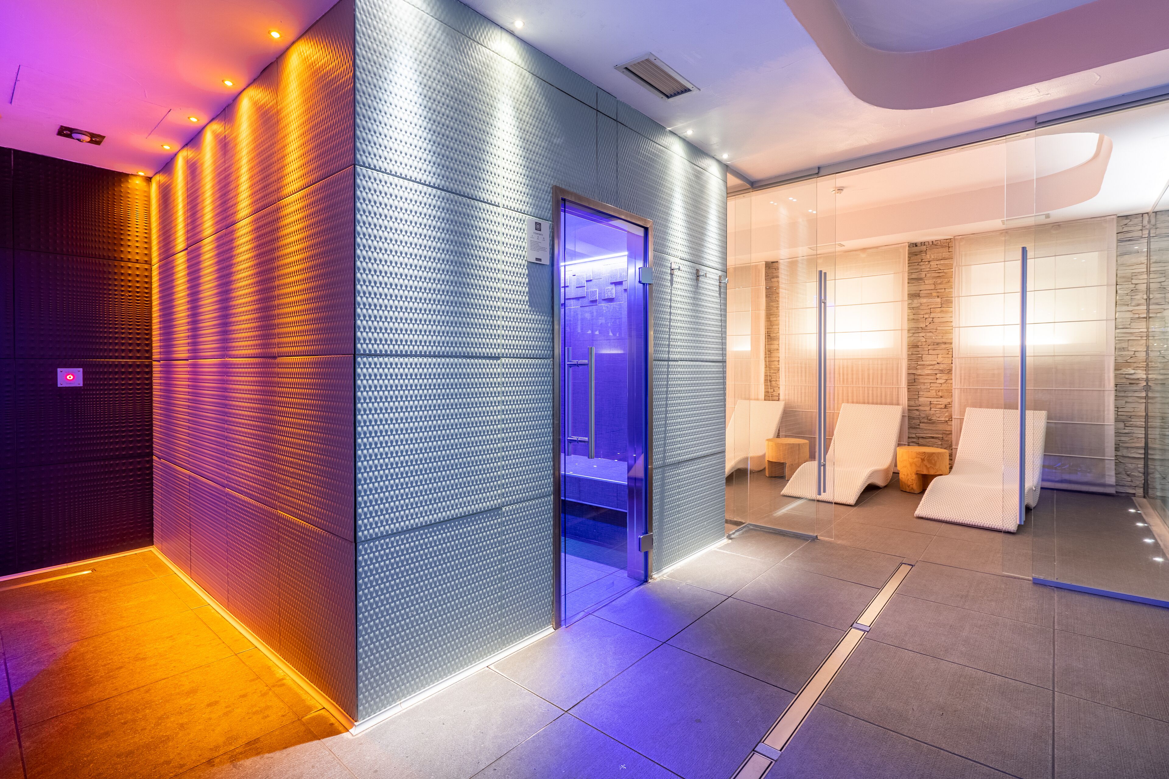 couples treatment room(s), sauna, hot tub, steam room