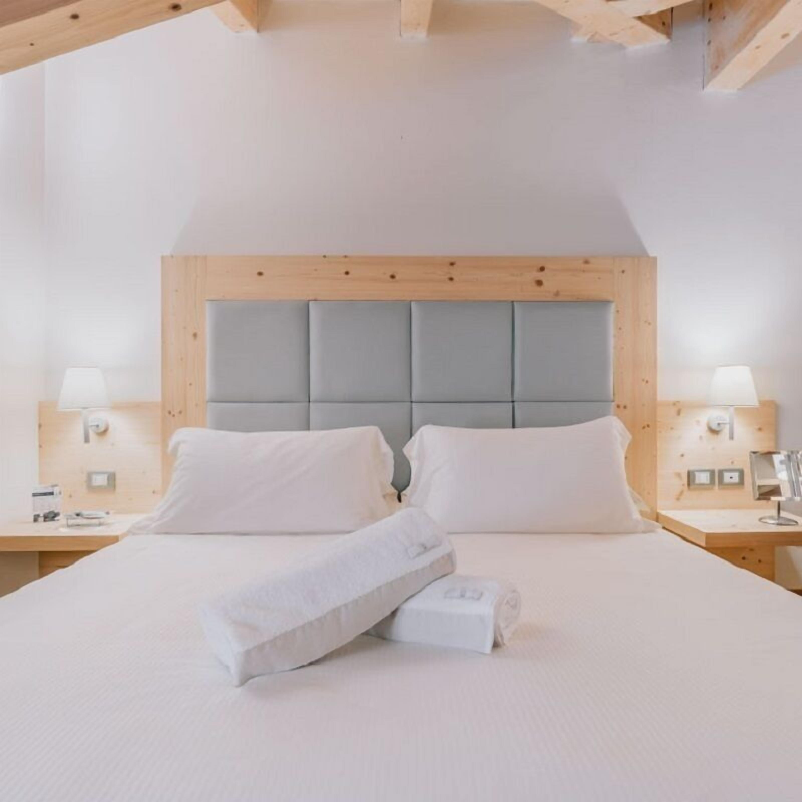 Egyptian cotton sheets, premium bedding, down comforters