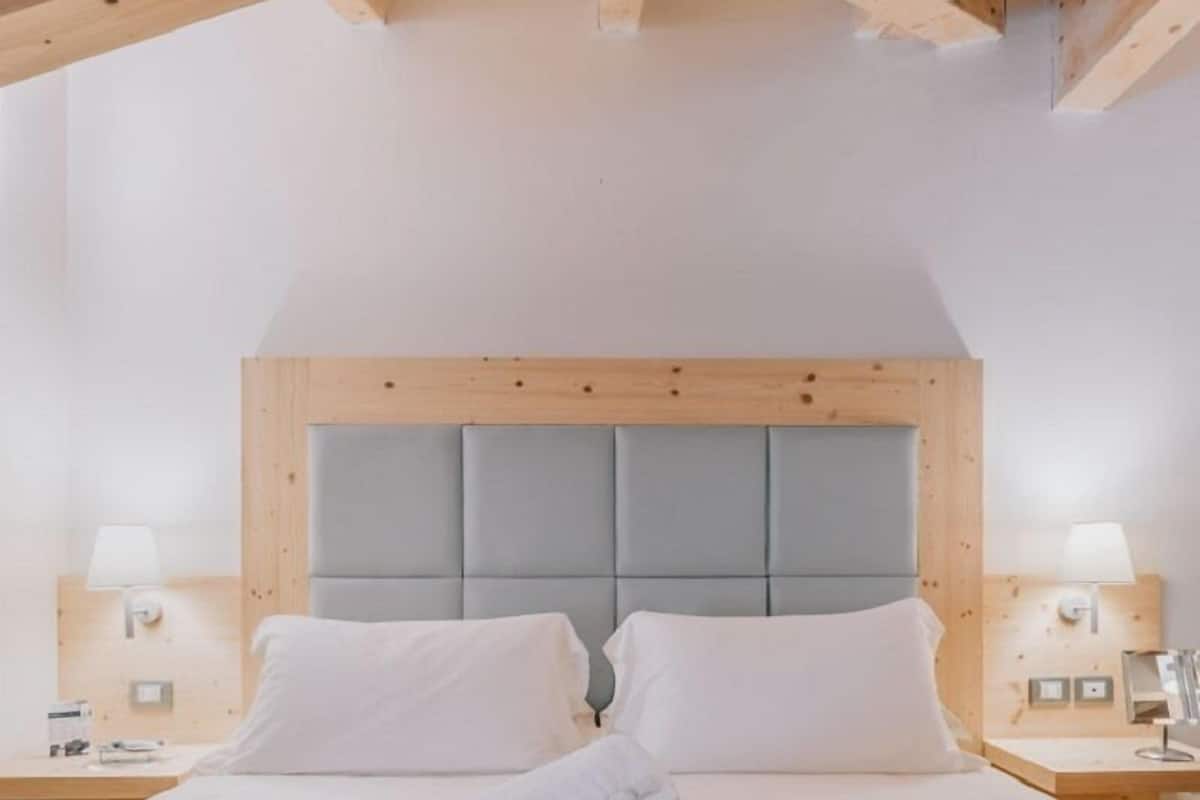 Egyptian cotton sheets, premium bedding, down comforters