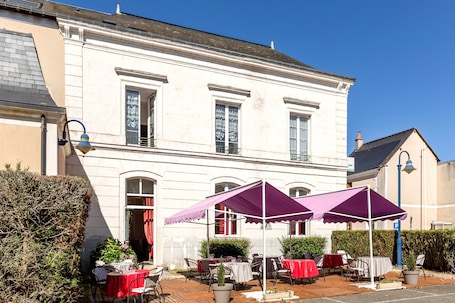 Terrace/patio. Le Vedaquais