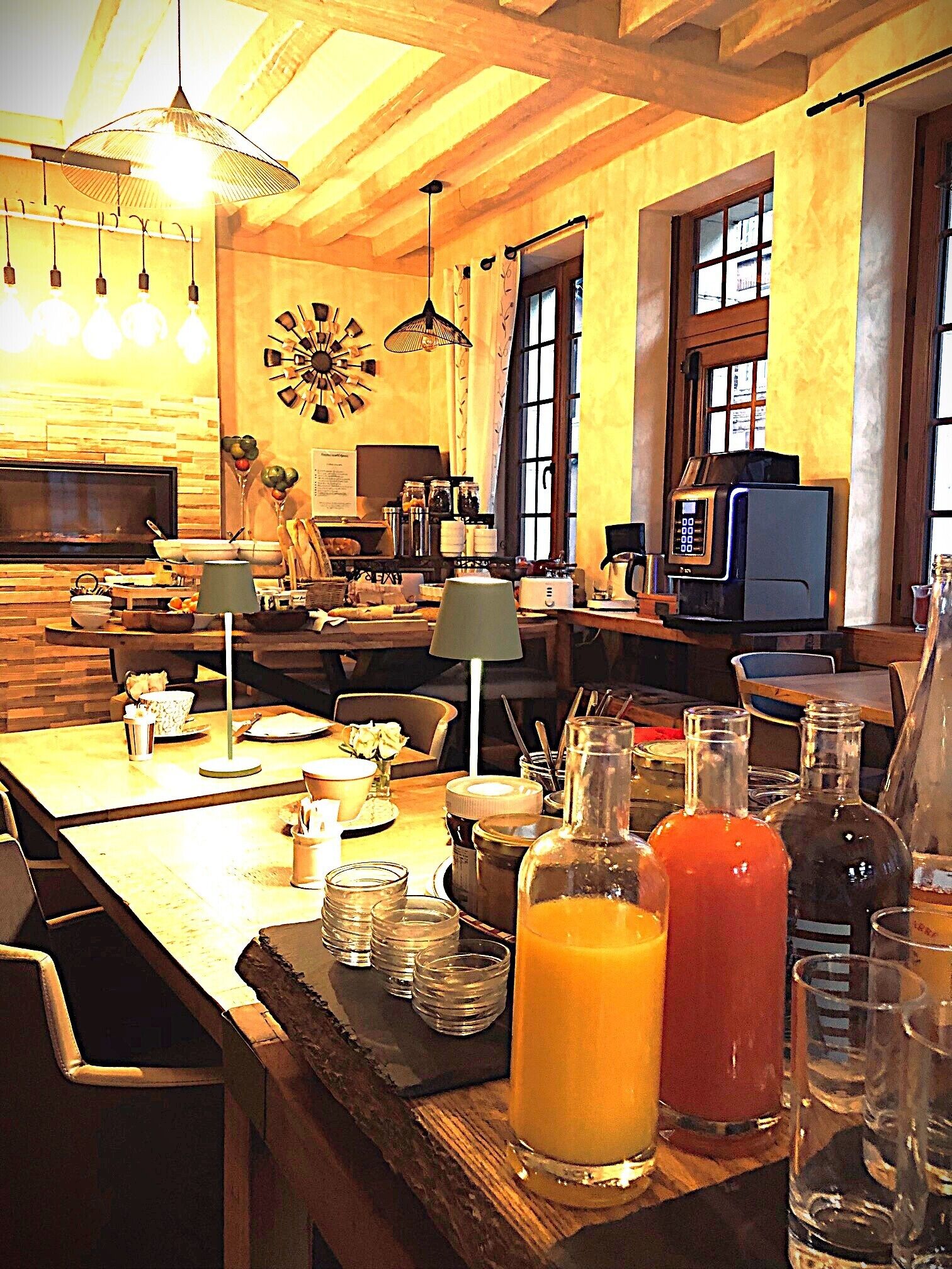 daily buffet breakfast (eur 13 per person)