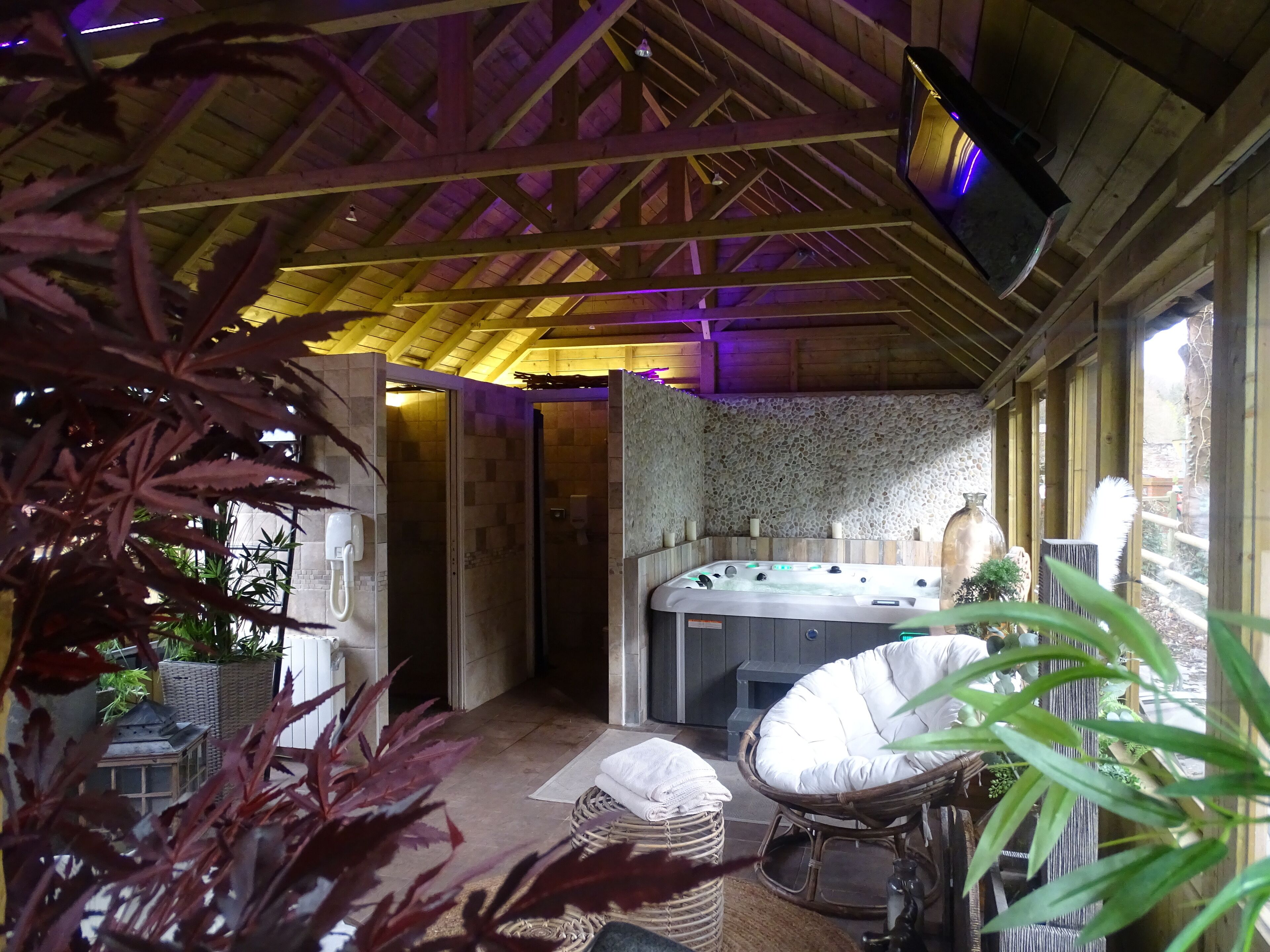 Couples treatment rooms, massages