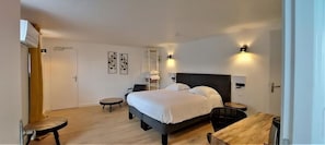 Superior Double Room | Select Comfort beds, desk, iron/ironing board, free WiFi