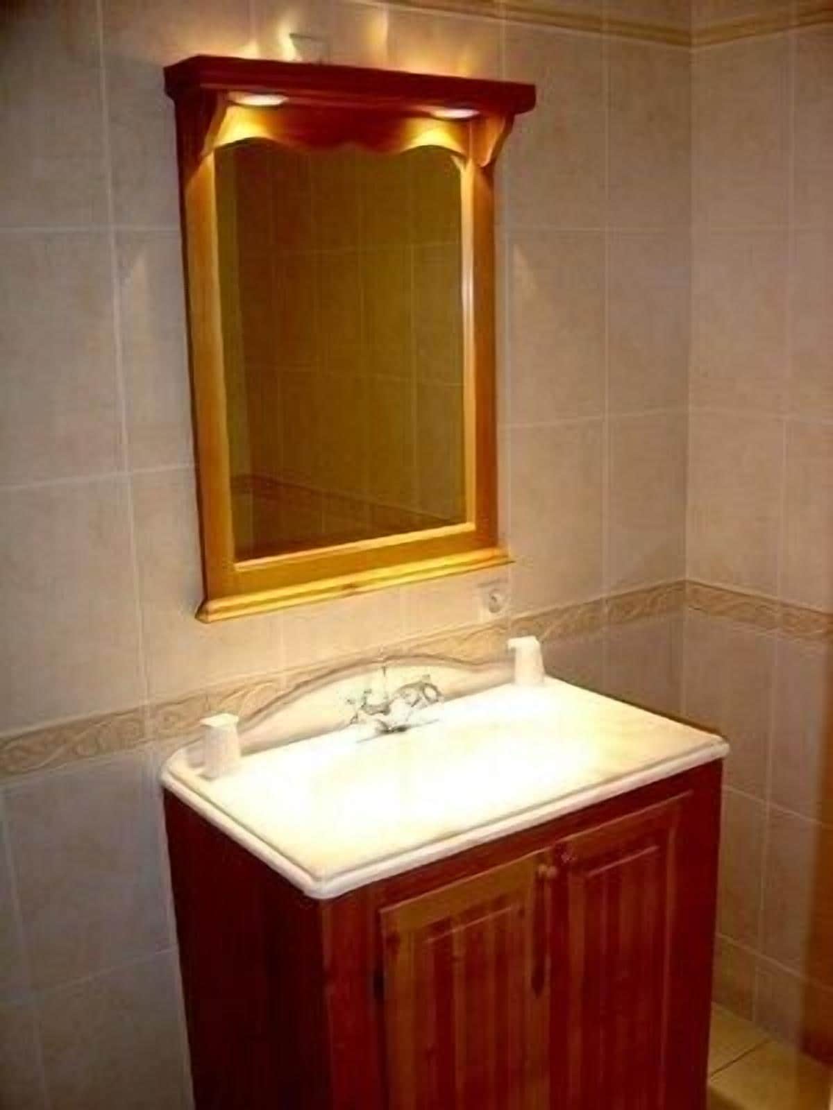 standard double room | bathroom sink