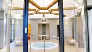 Indoor pool - Le Parc Hôtel (Chateau-Gontier)
