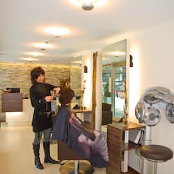 Hair salon