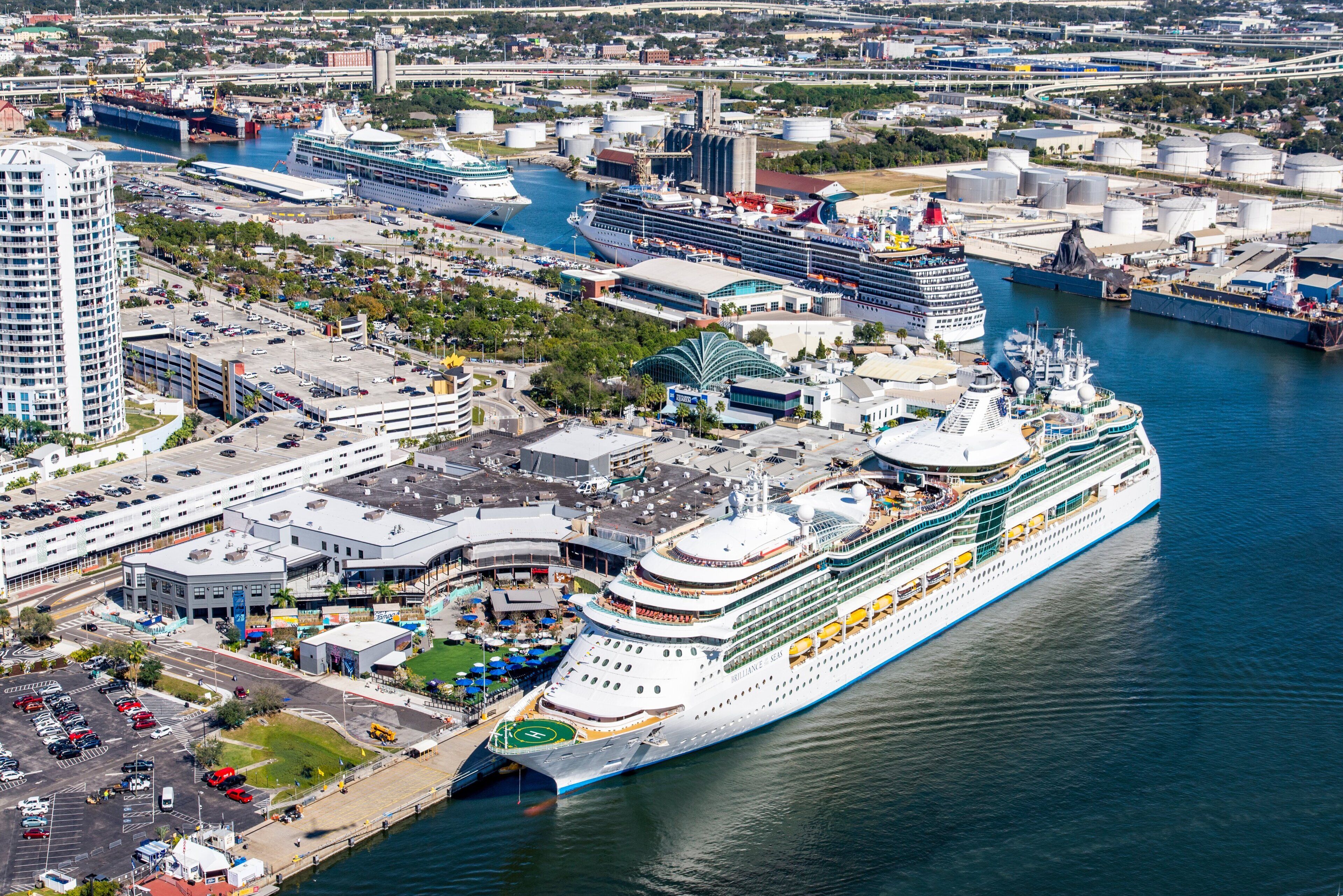 Foto - Days Inn & Suites by Wyndham Tampa Fairground Casino Area