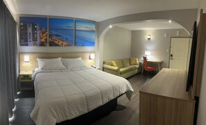 Studio Suite, 1 King Bed, Non Smoking | Iron/ironing board, free cribs/infant beds, rollaway beds, free WiFi