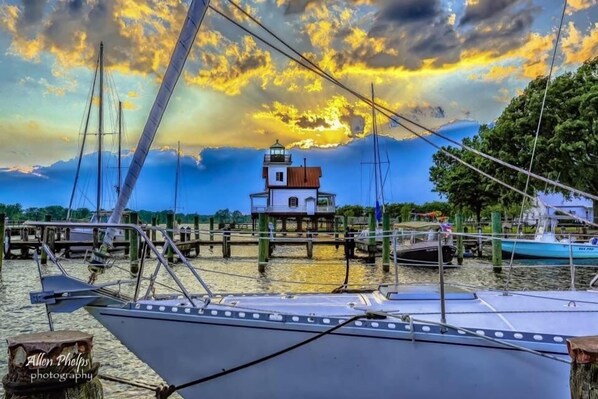 Dock