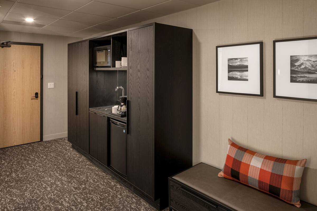 fridge, espresso maker, coffee/tea maker, electric kettle