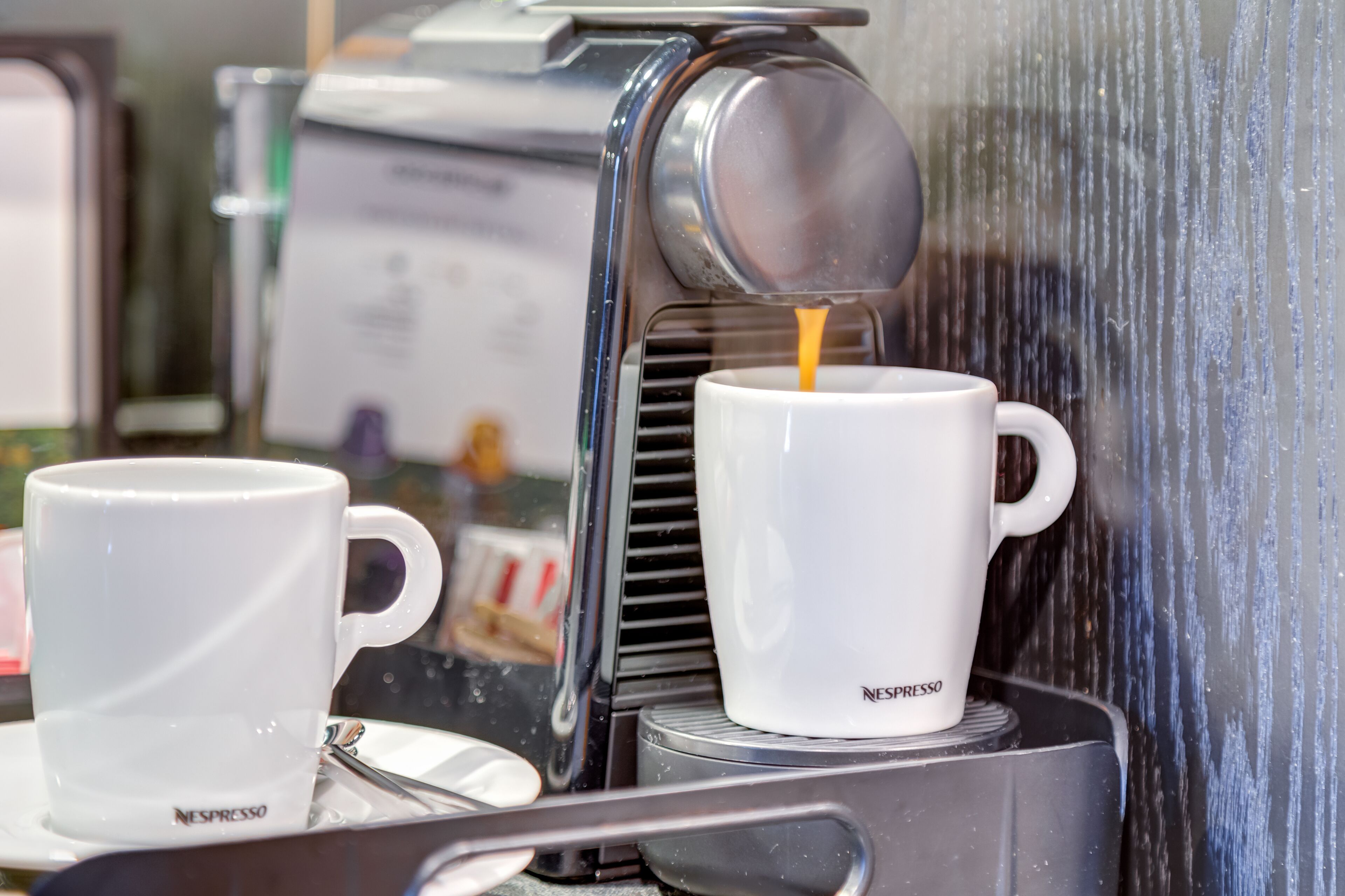 1 bedroom, in-room safe, desk, blackout curtains