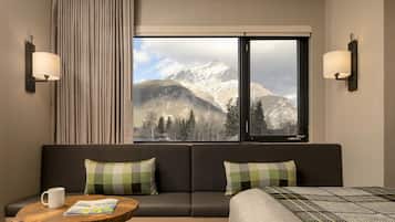 Standard Room, 1 King bed, Partial View