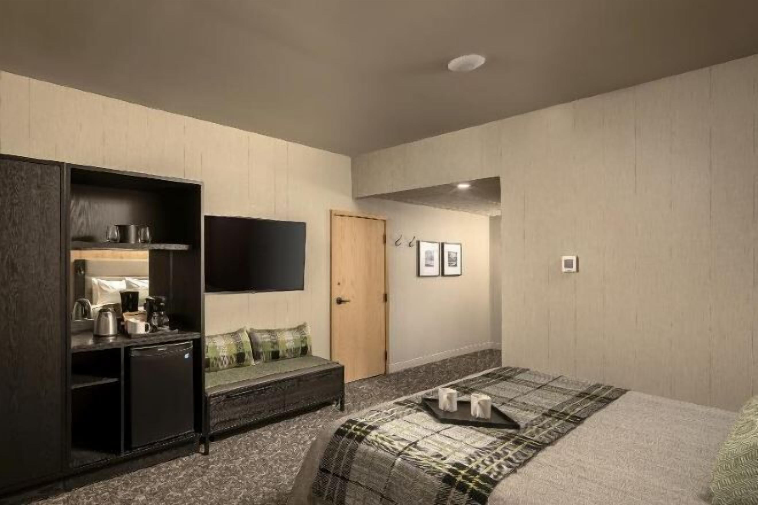 Coffres-forts dans les chambres, bureau, rideaux occultants