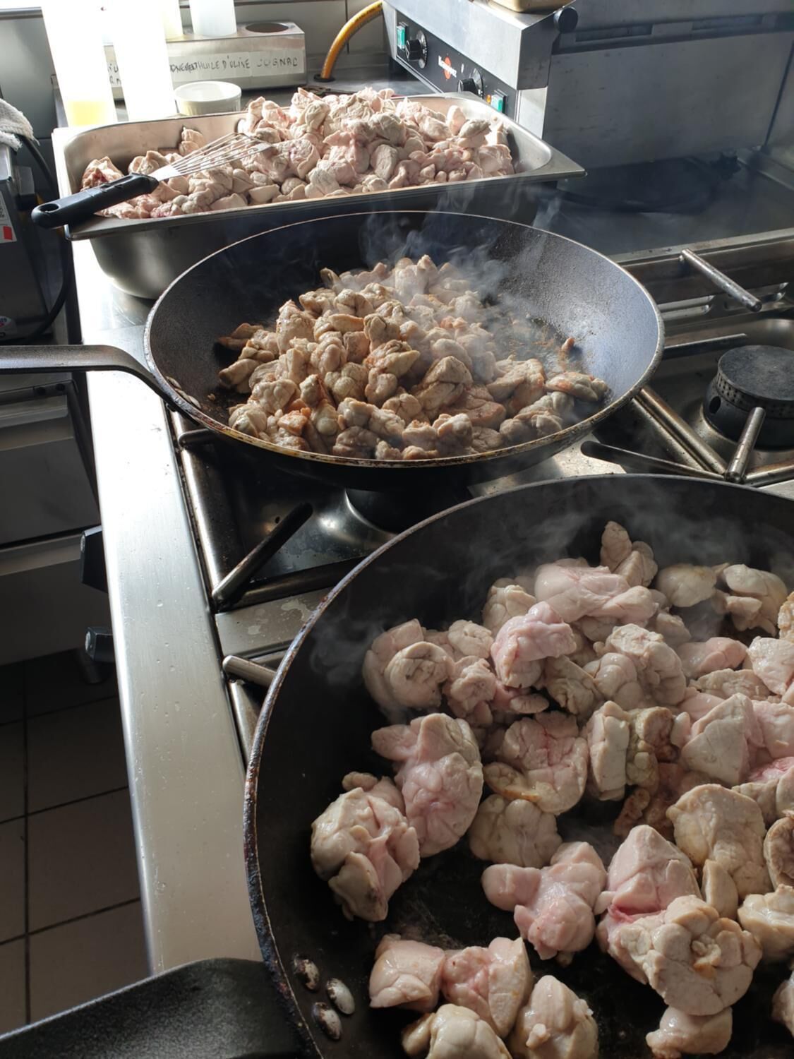 lunch and dinner served, regional cuisine