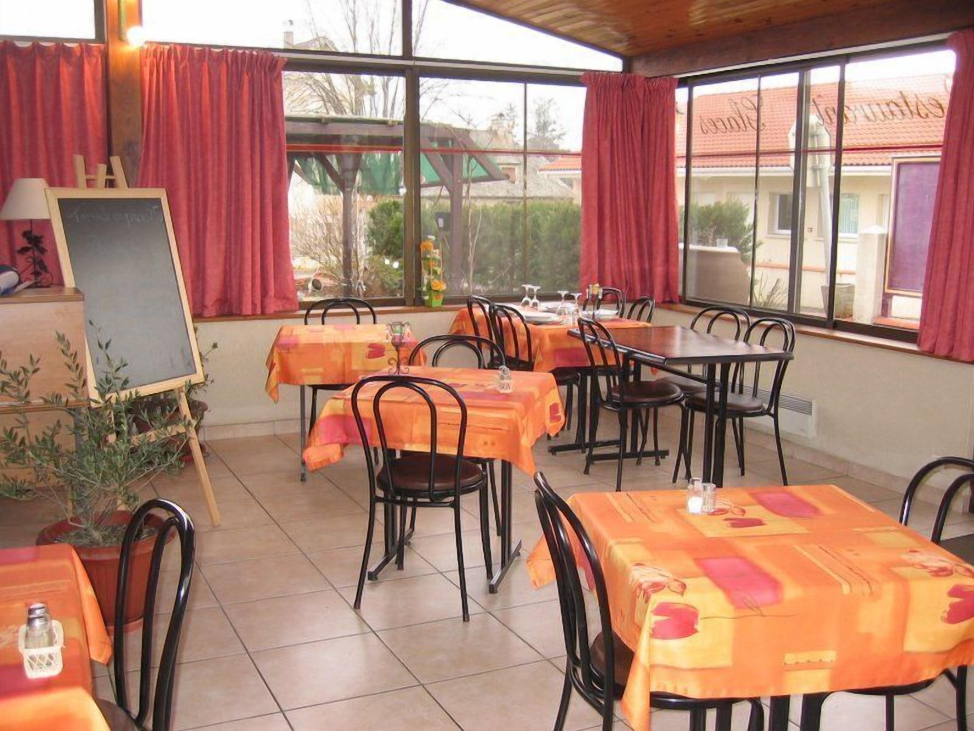 lunch and dinner served, regional cuisine