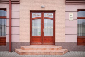 Entrada de la propiedad