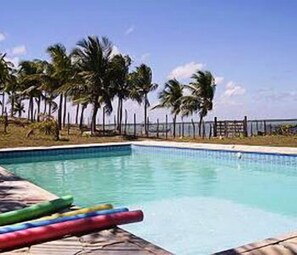 Outdoor pool, sun loungers