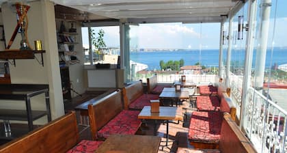 Antique Hostel & Guesthouse