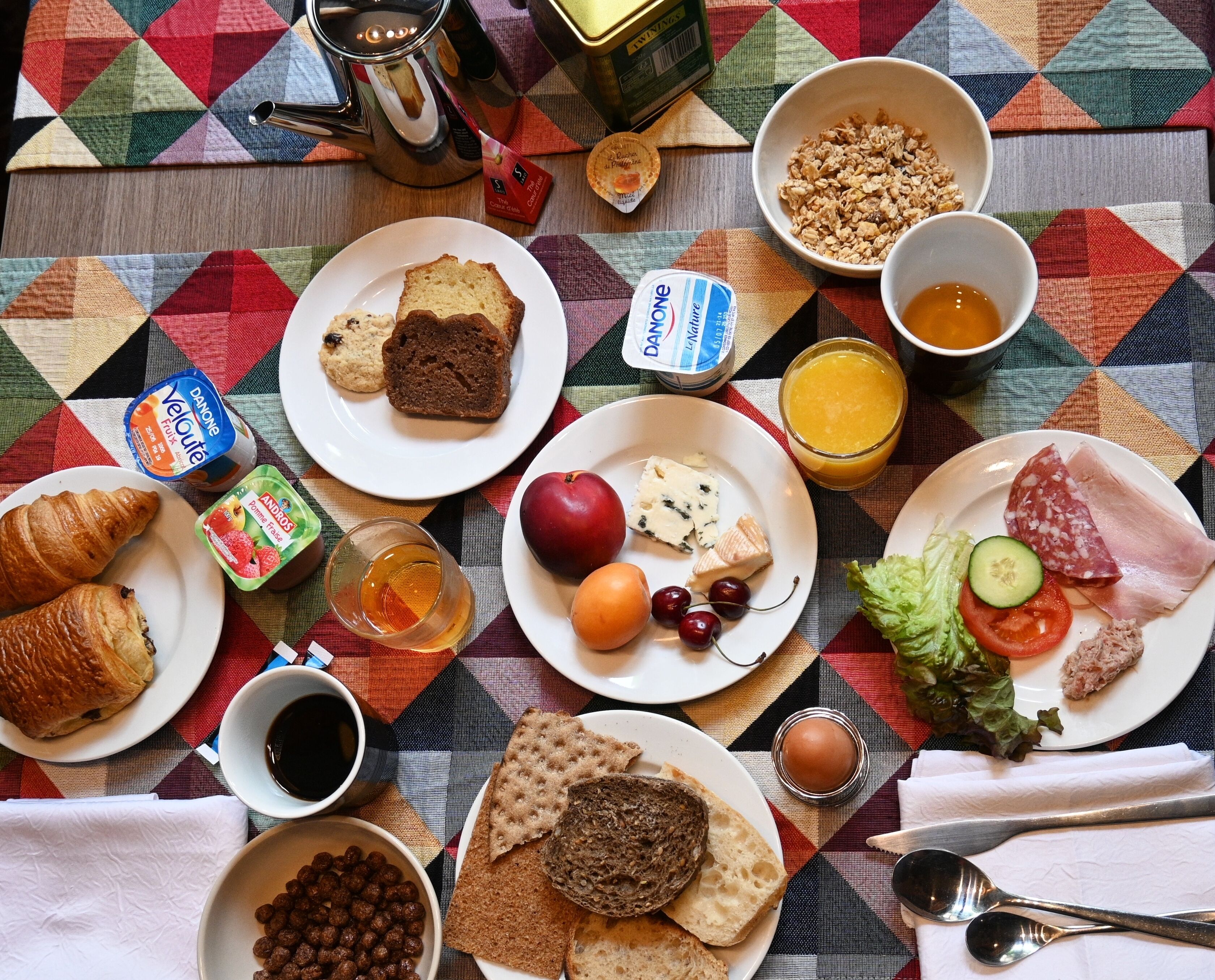 daily buffet breakfast (eur 12.80 per person)