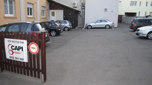 Parking - Hôtel Berlioz (Saint-Louis)