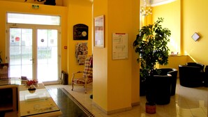 Reception - Hôtel Berlioz (Saint-Louis)