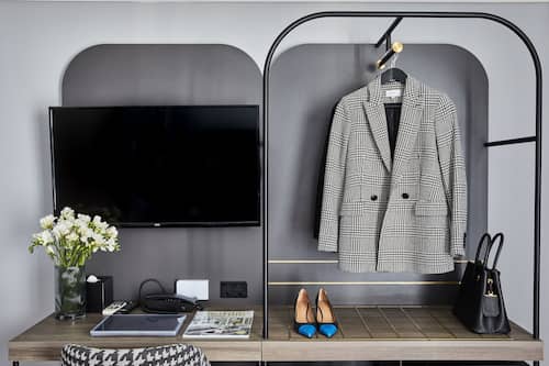 Habitación clásica, 1 cama de matrimonio grande | Armario
