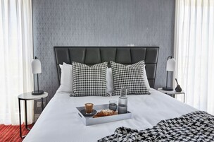 Habitación Deluxe doble | Escritorio, espacio para trabajar con un portátil, cortinas opacas