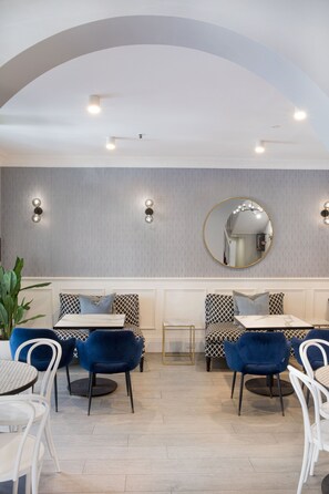 Reception - No9 Springfield (Potts Point)