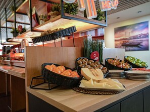 Dagelijks ontbijtbuffet (toeslag)