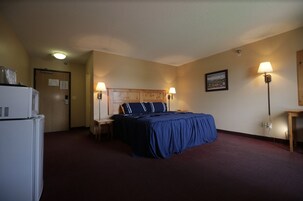 熨斗/熨衣板、免费 WiFi、床单