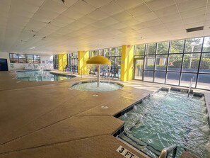 室内 SPA 浴缸