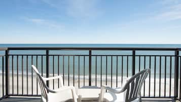 Deluxe Condo, 1 Bedroom, Non Smoking, Oceanfront | Terrace/patio
