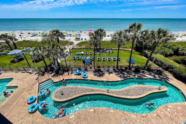 2 outdoor pools, sun loungers