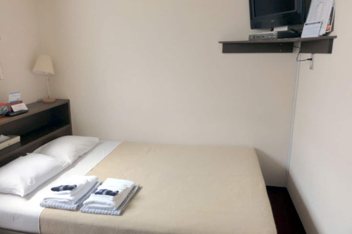 In-room safe, desk, blackout curtains, soundproofing