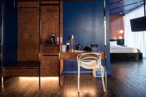 Suite | Caixa forta a l'habitació, decoració individual i escriptori 