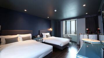 ๋๋ญ์ค ํธ์๋ฃธ | ๊ฐ์ค์์ ๋ณด์ด๋ ์ ๋ง