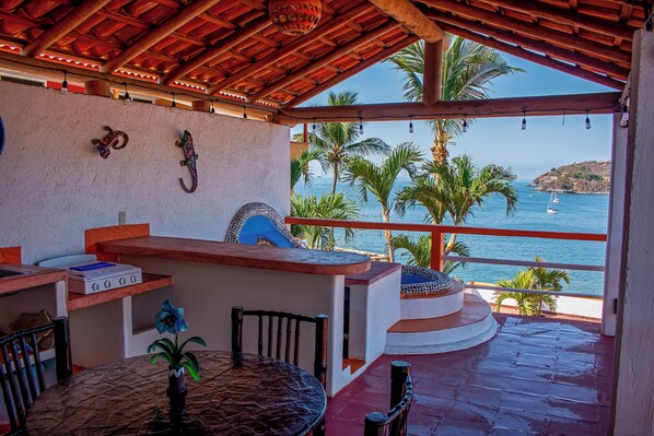 高档床上用品、客房内保险箱、熨斗/熨板、免费 WiFi