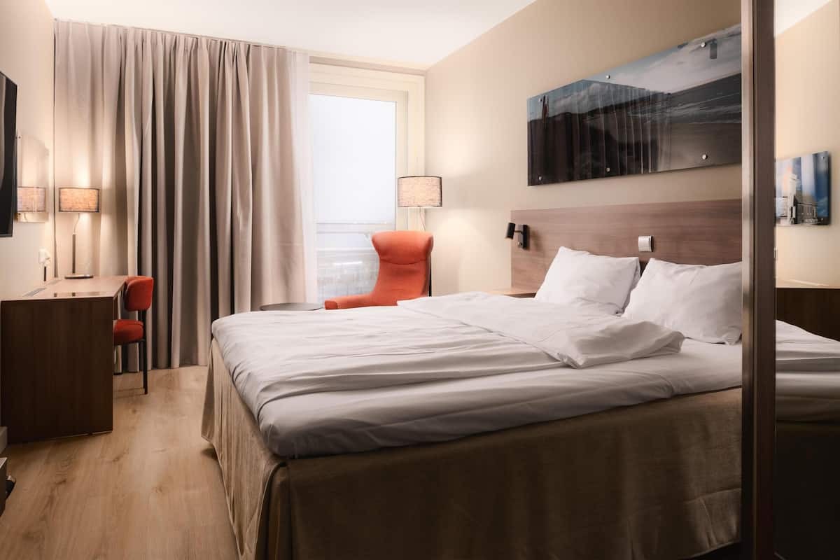 Couette en duvet d'oie, surmatelas, coffres-forts dans les chambres