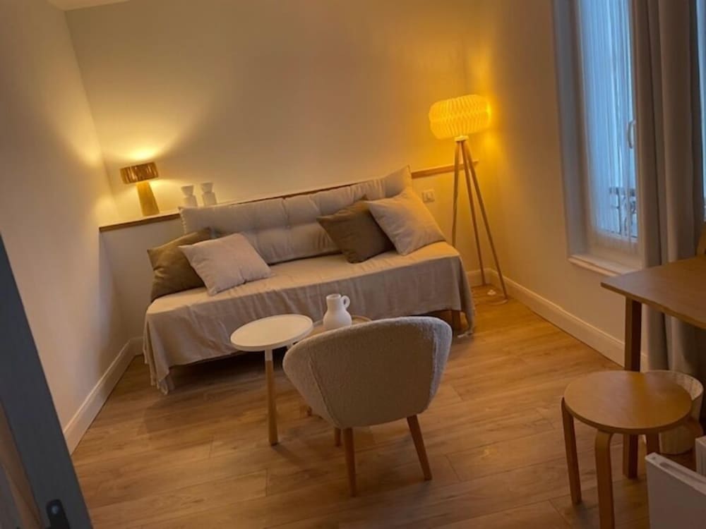 Hotel De La Pinède by null