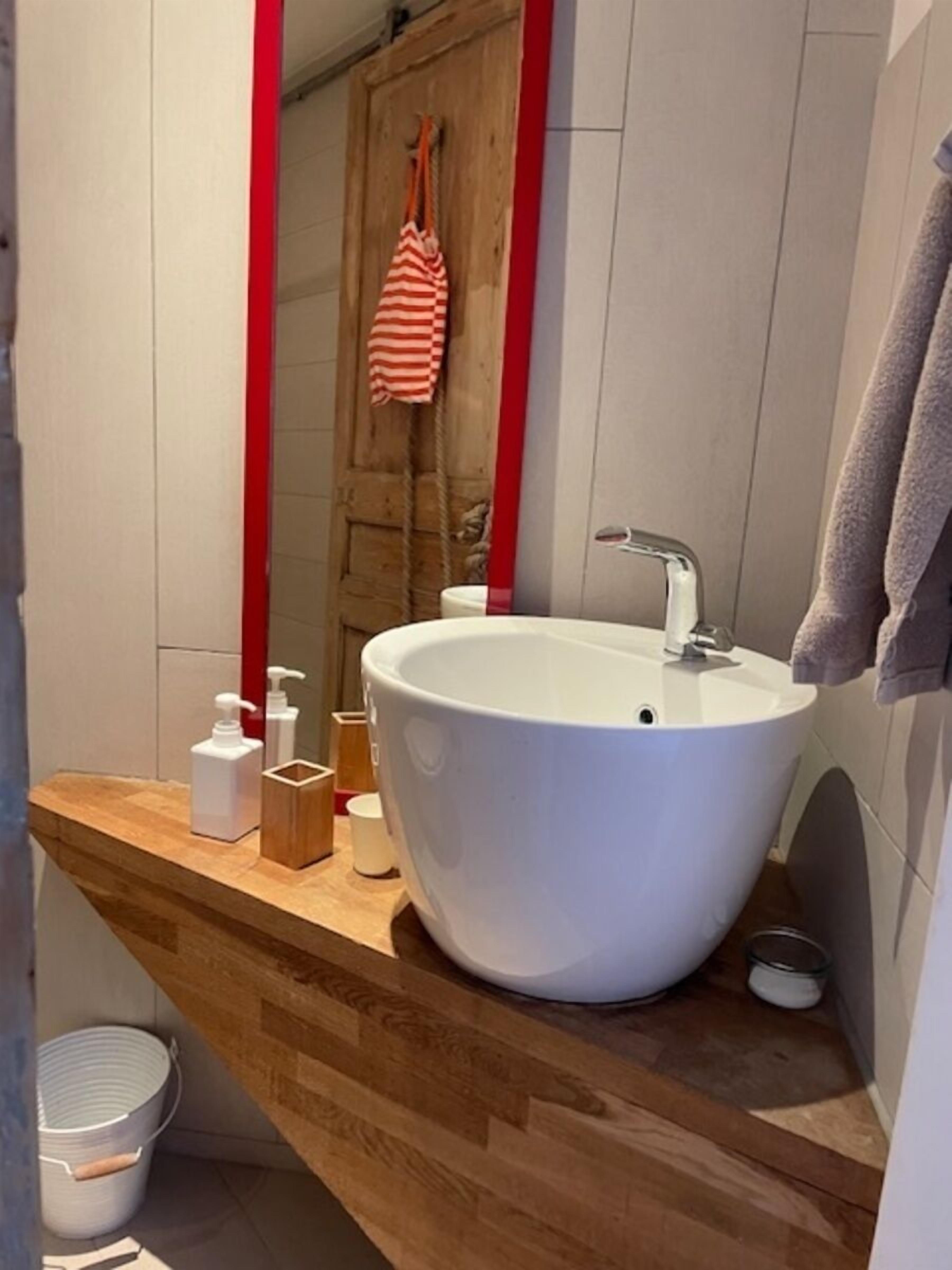 comfort double room single use | bathroom | shower, rainfall showerhead, hair dryer, towels