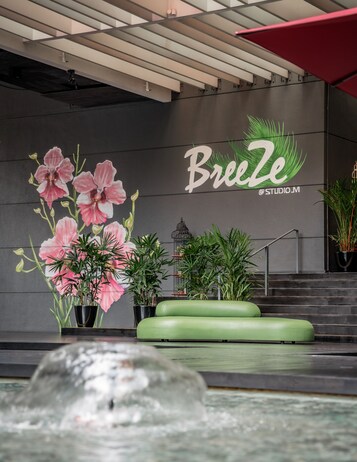 Petit déjeuner (29.4 SGD par personne)