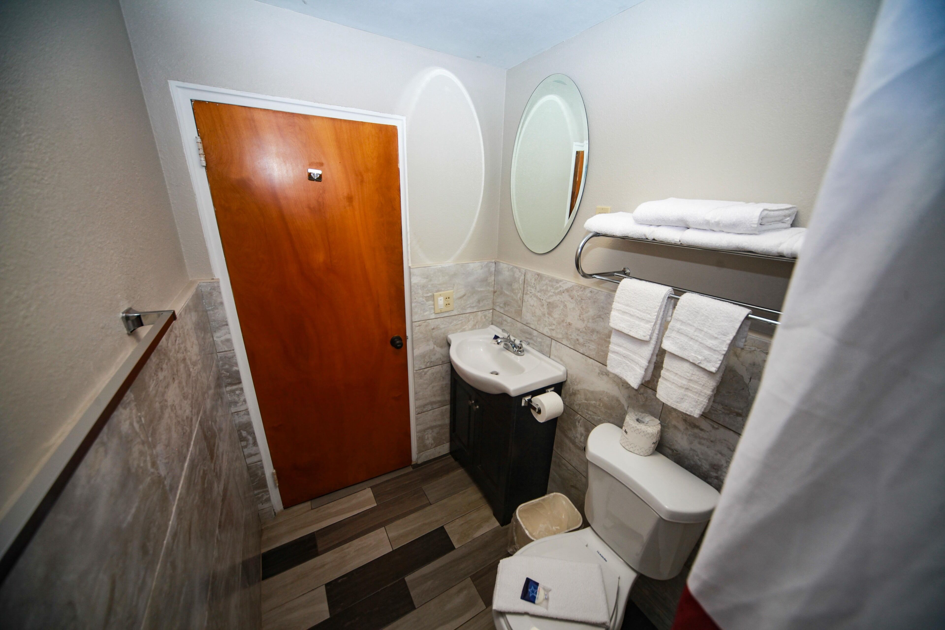 Relax Inn - Bradford — photo 9