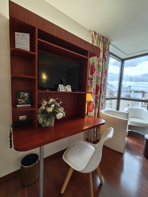 Chambre Double (Prestige) | Coin séjour