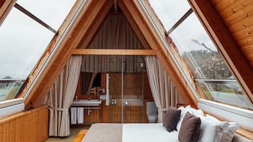 Cabaña Prestigio | 1 habitación, caja de seguridad en la habitación y escritorio