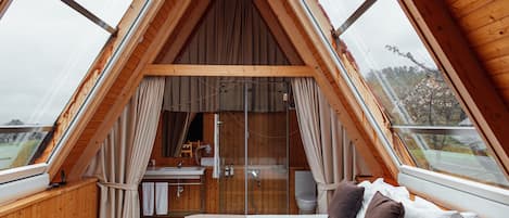 Chalet rustique Signature | 1 chambre, coffre-fort, bureau, rideaux dâobscurcissement
